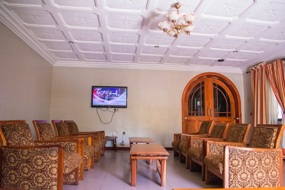 Chelsea Suites Limited 17/28