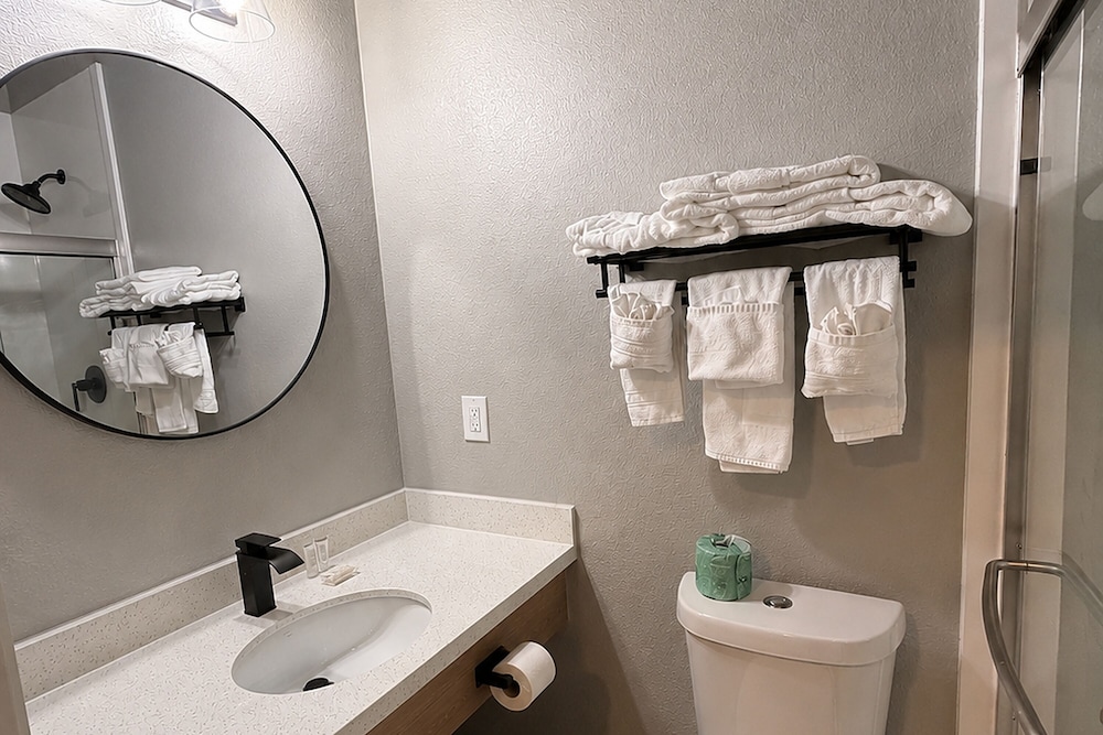 غرفة بسريرين كوين لذوي الإعاقة، Super 8 By Wyndham Brenham TX 9/10