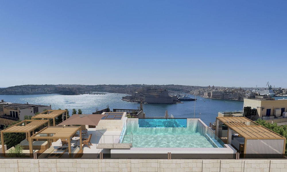 Iniala Harbour House 44/48