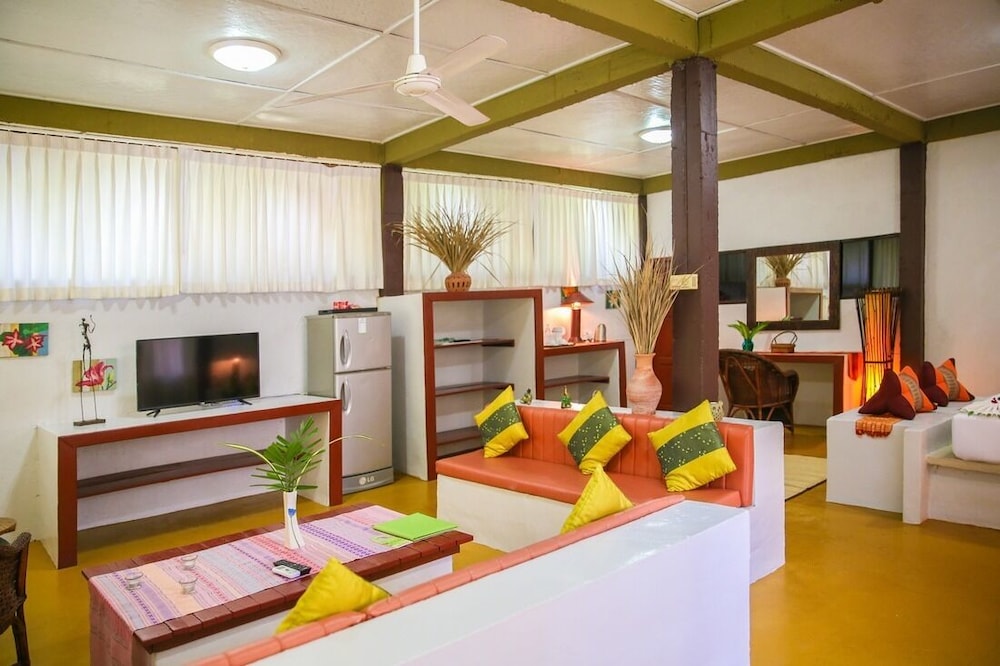 Milky Bay Resort 57/81