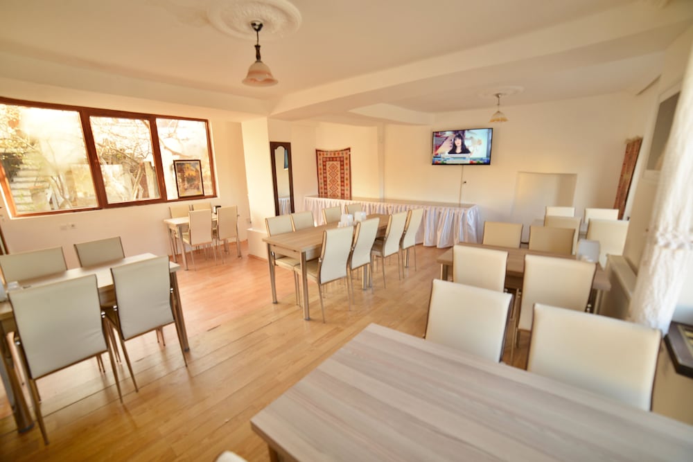 Peri Cave Hotel 36/54