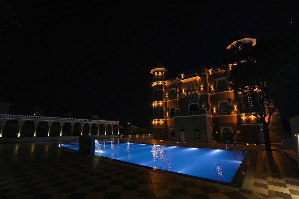 The Biletha Bagh 23/24