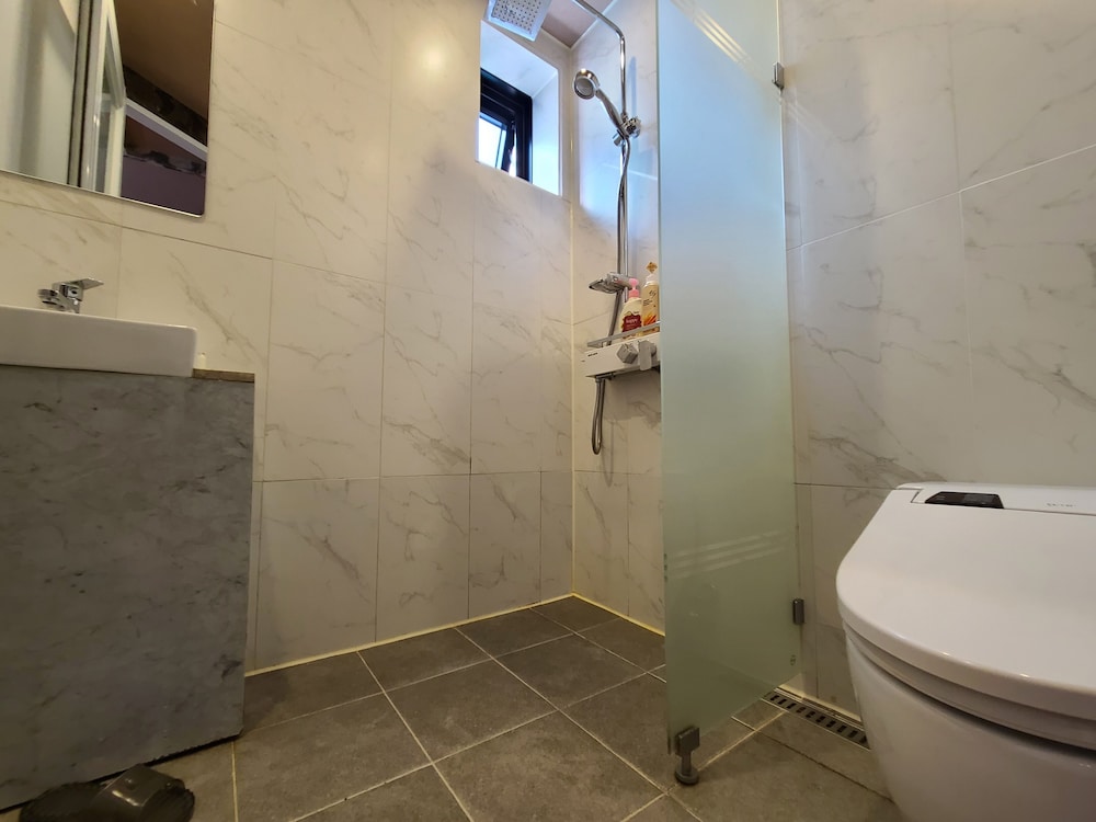 Mg Hotel 40/40