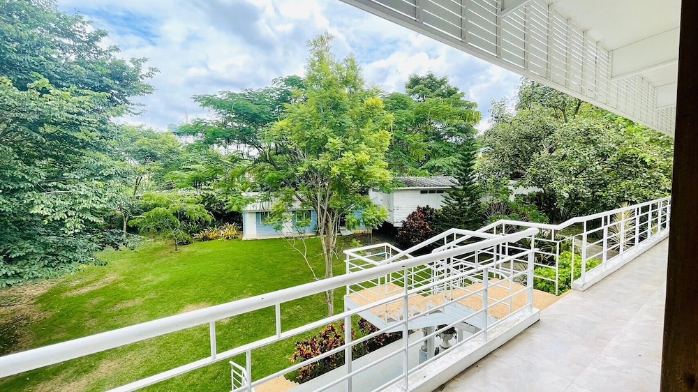 Baan Ing Khao 41/50