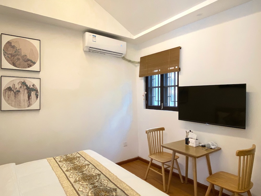 Chaozhou Hello Inn 35/50