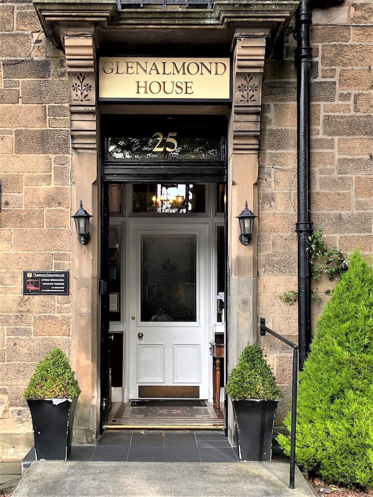 Glenalmond House 3/76