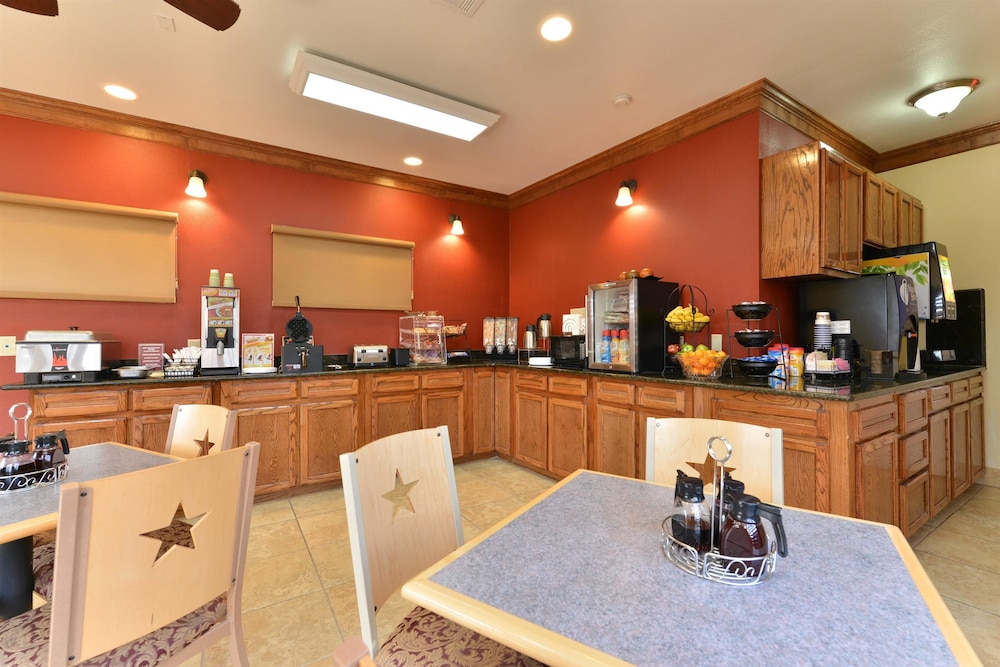 Best Western Regency Inn and Suites 19/22