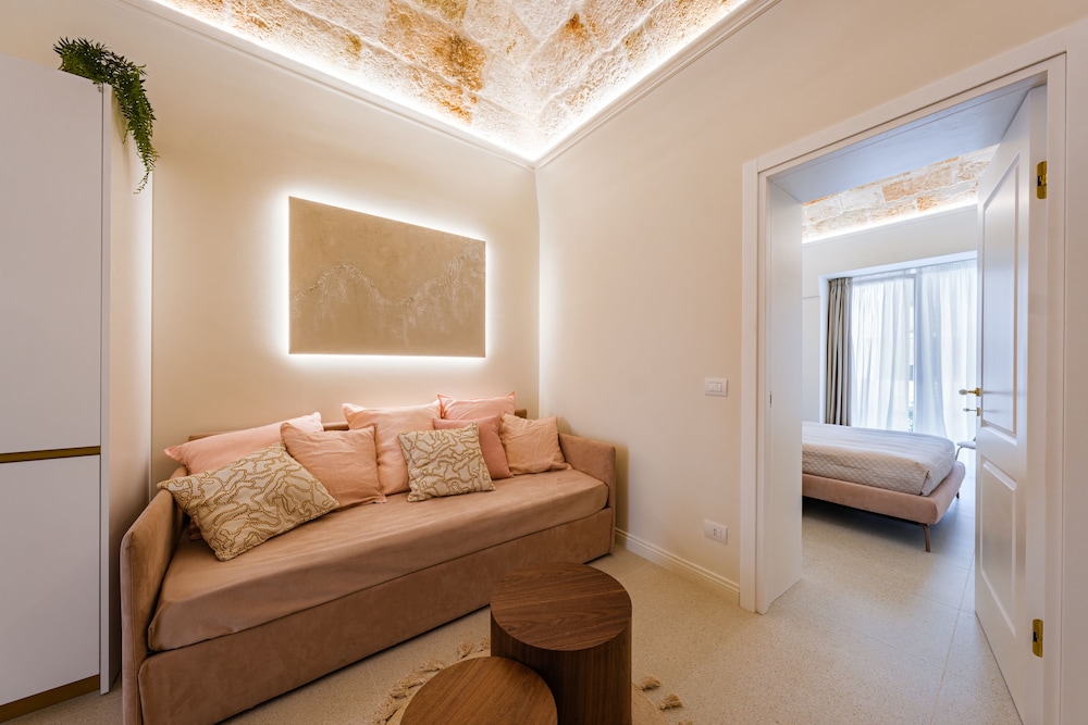 Palazzo Clemente 26/50