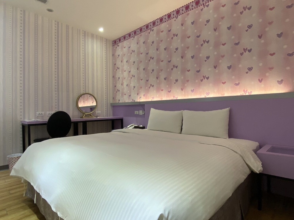 191 Hotel 22/62