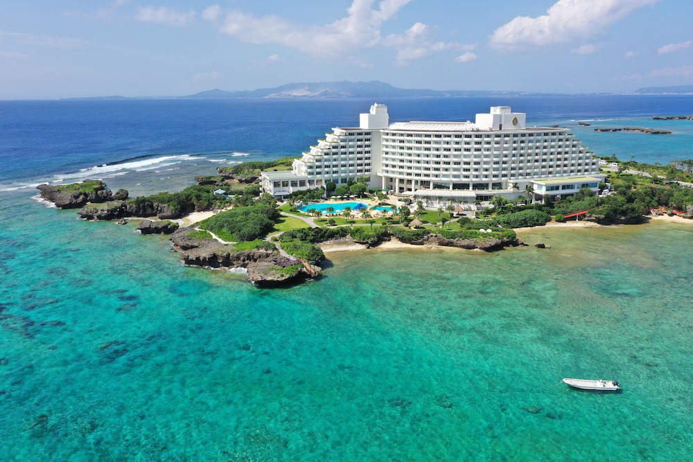 Ana Intercontinental Manza Beach Resort 27/77