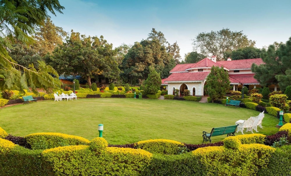 Welcomheritage Golf View 53/58