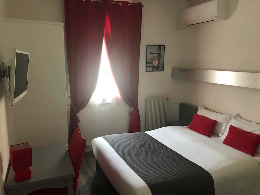 Hotel La Bastide D Entraigues Rest de L Autre Cote 24/70