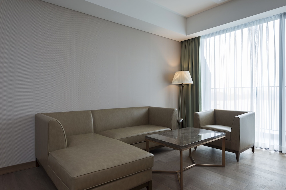 Stanford Hotel & Resort Tongyeong 28/57