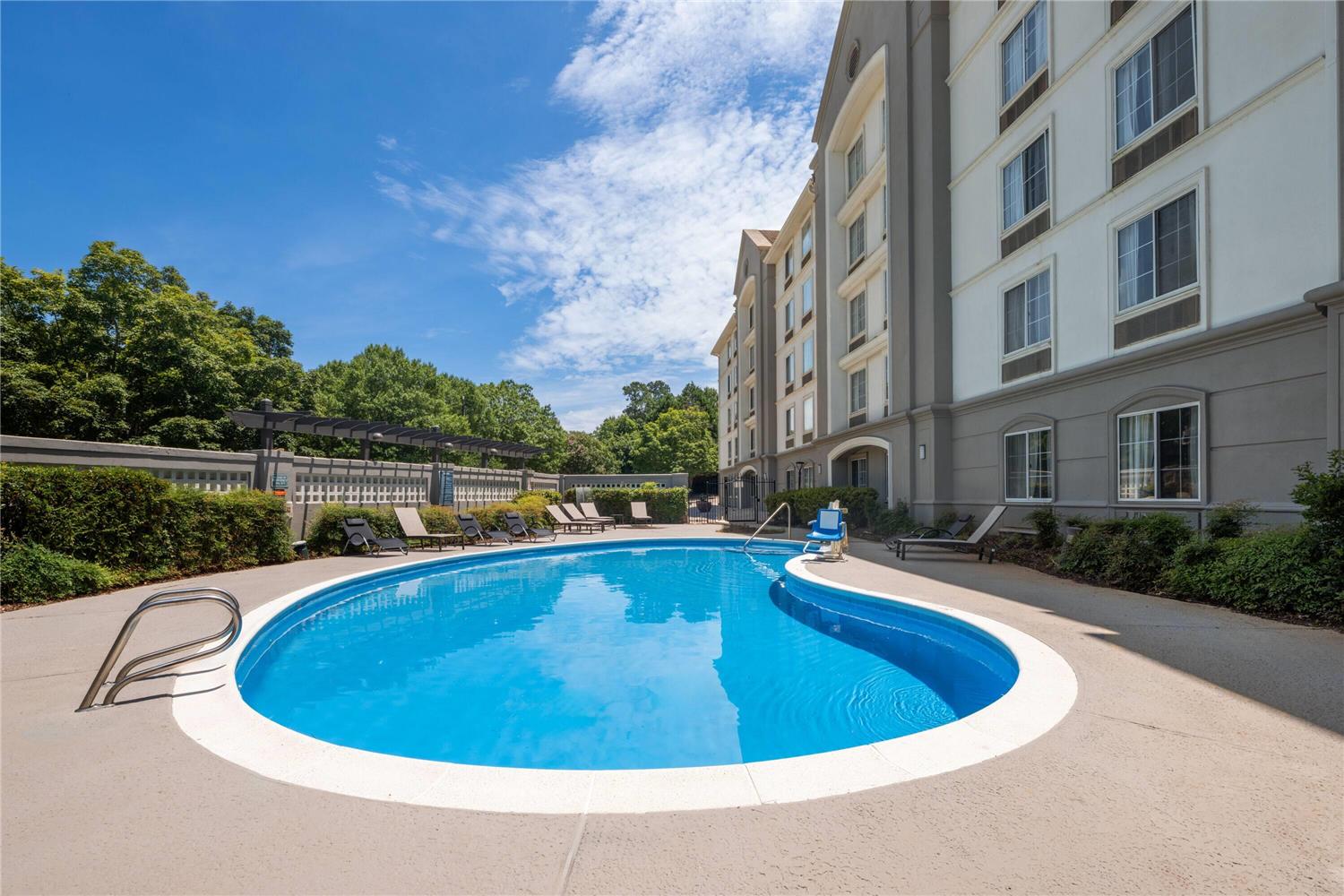 La Quinta Inn & Suites by Wyndham Raleigh Cary 44/44