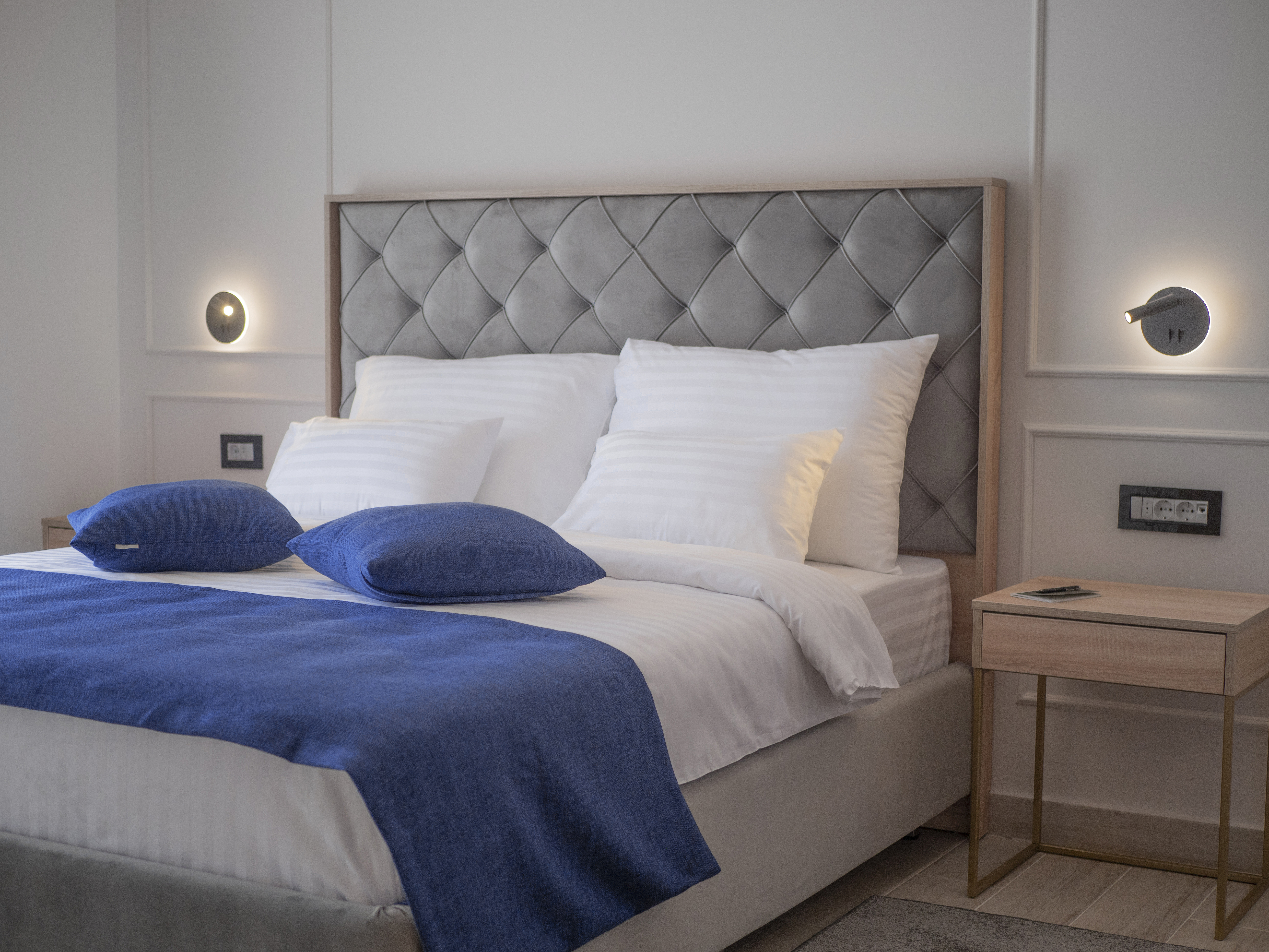 Deluxe Double Room with extra bed