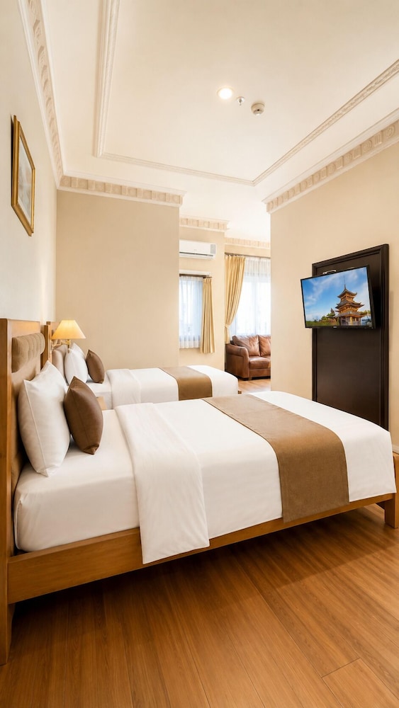 KANGEN BOUTIQUE HOTEL 6/50