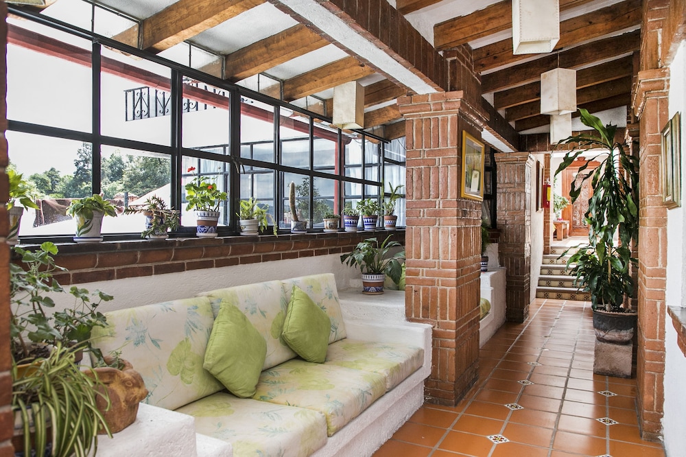 Tonancalli Hotel 11/22