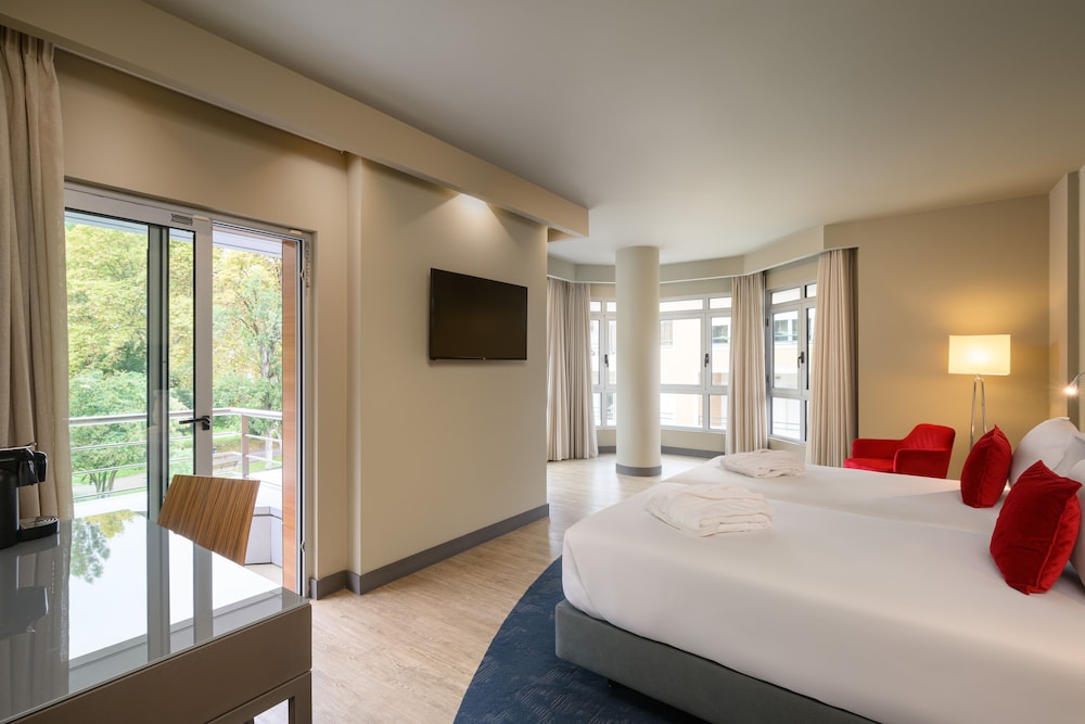Melia Setubal 13/69