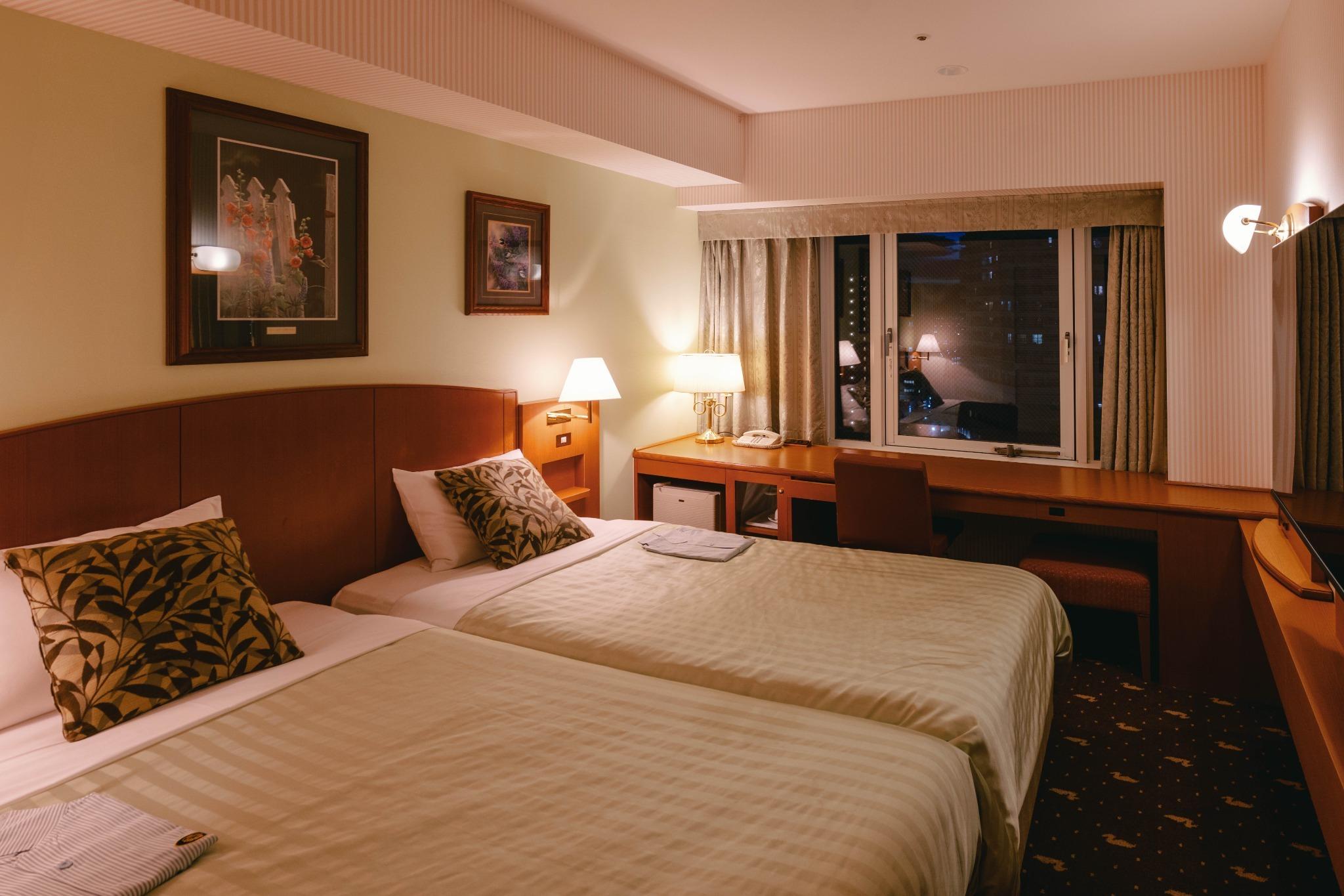 Great, Standard, Twin Beds, North Wing