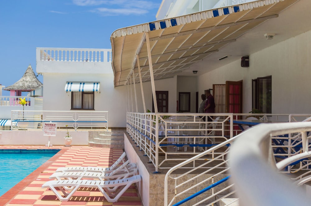 Seacrest Beach Hotel 37/50