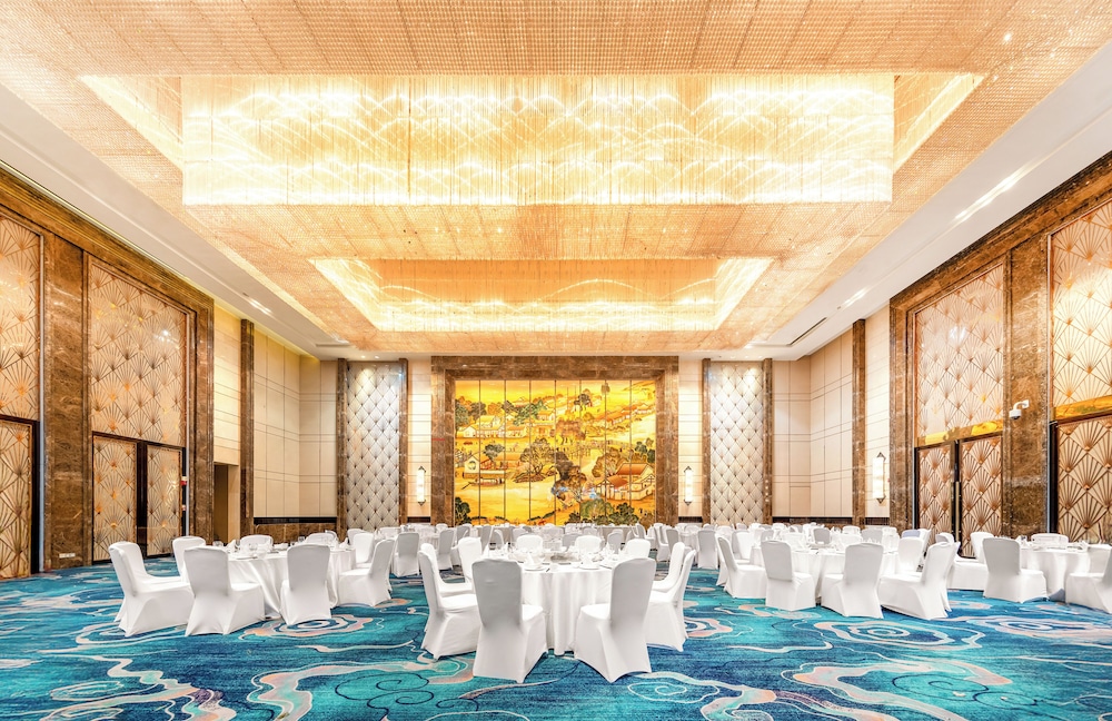 Wanda Realm Langfang 32/70