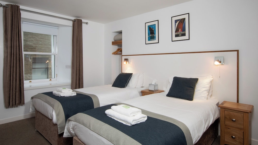 Ferry Inn 15/50