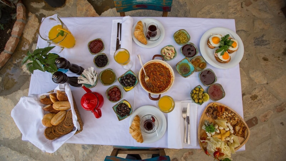 Chez Rumi Butik Otel 35/50