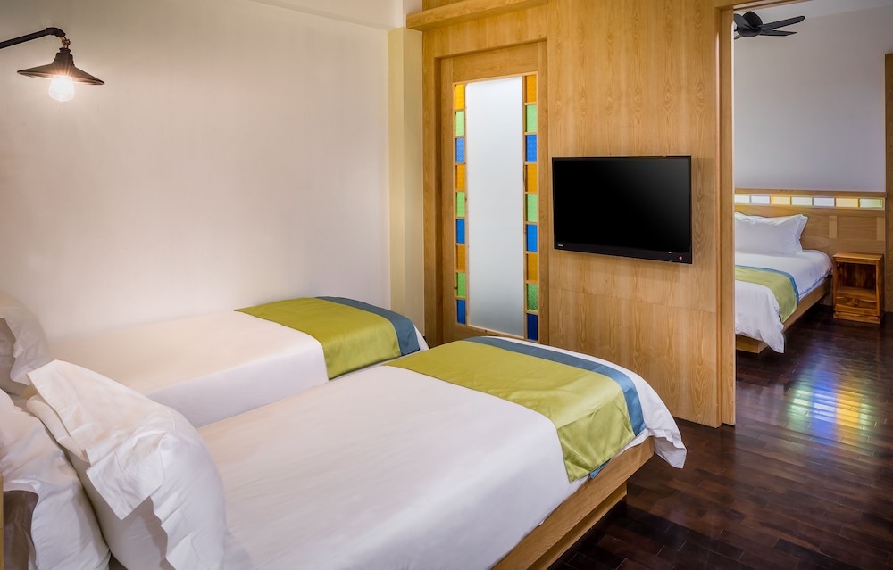 Treasures Hotel & Suites 14/64