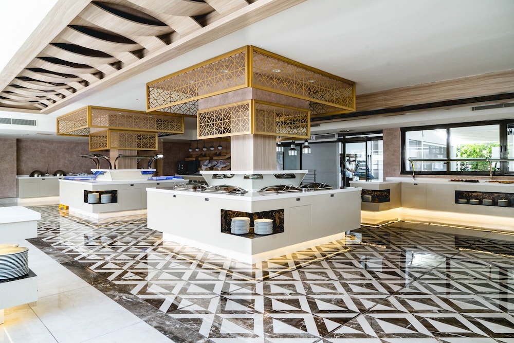 Emre and Emre Beach Hotel 10/50