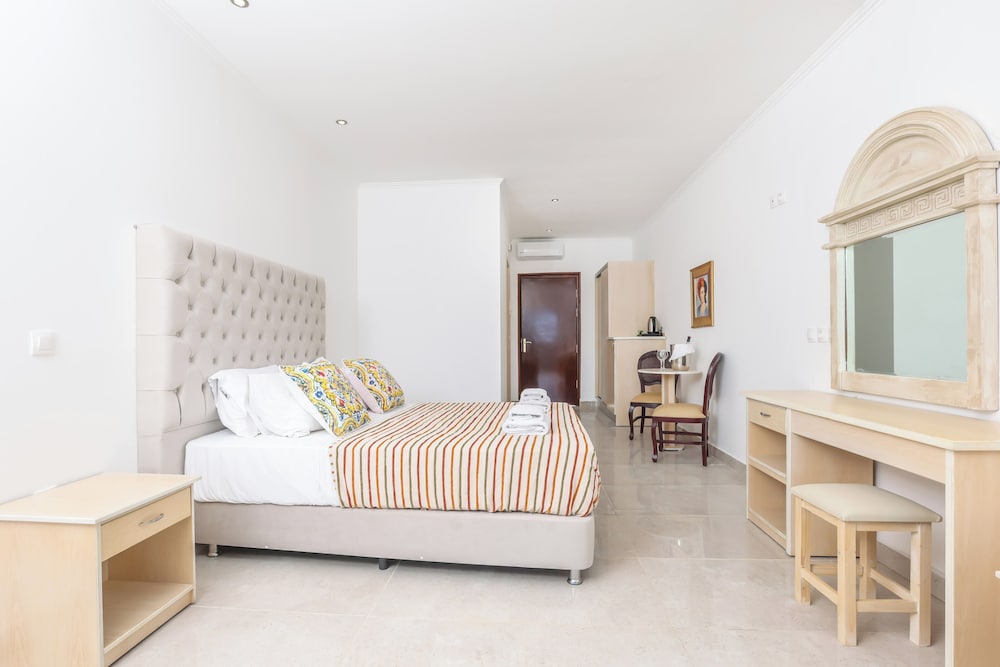 Paleokastritsa Palace Hotel - Adults Only 14/48