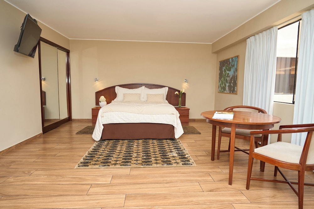 Park Suites 9/50