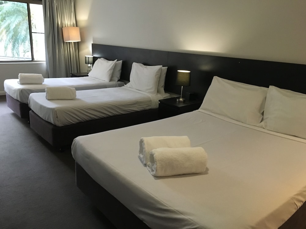 CHECKERS RESORT & CONFERENCE CENTRE 17/52