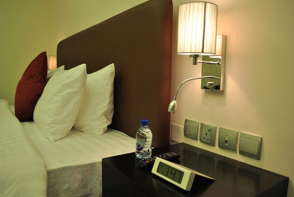 MIRAGE HOTEL AL AQAH 17/35