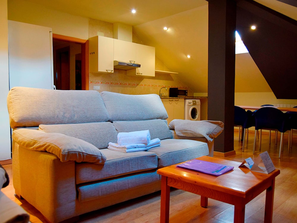 Apartamentos Pantebre 3000 54/64