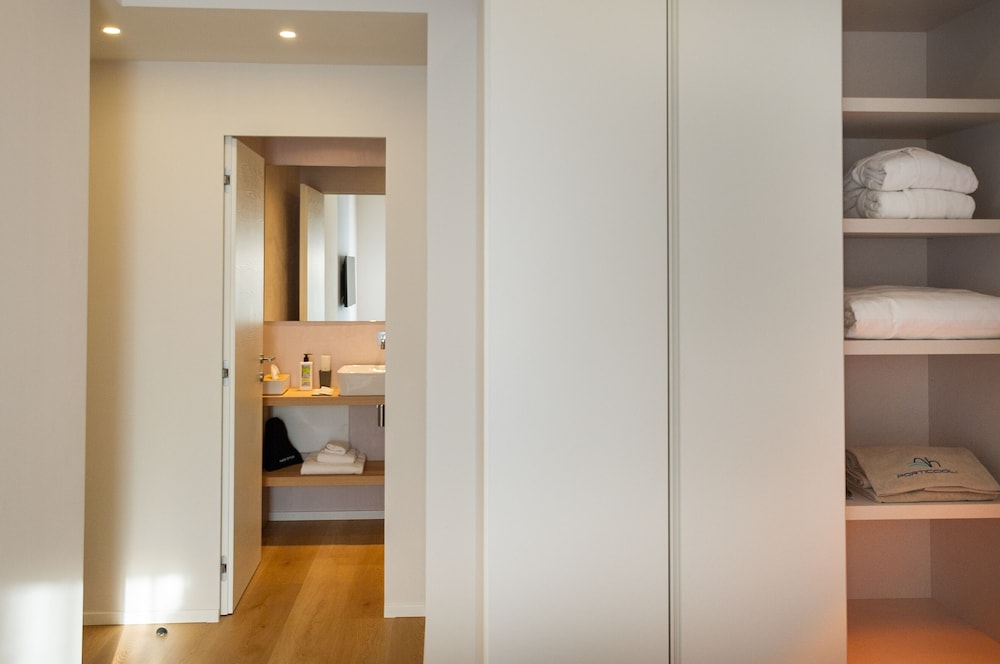 AH Porticcioli Boutique Apartments 48/50