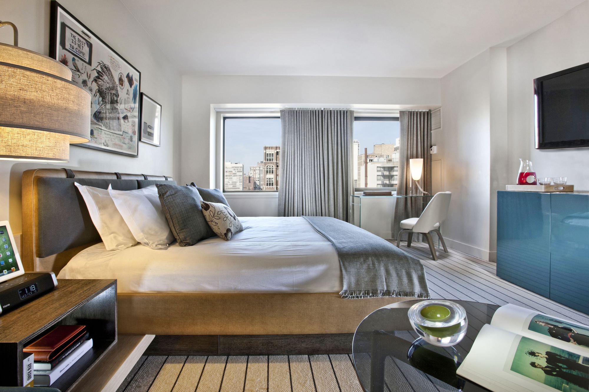 ROOM, KING BED, LAKE VIEW, ACCESSIBLE
