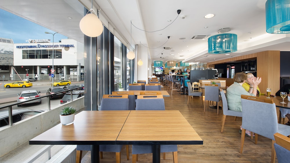HESTIA HOTEL SEAPORT 30/32