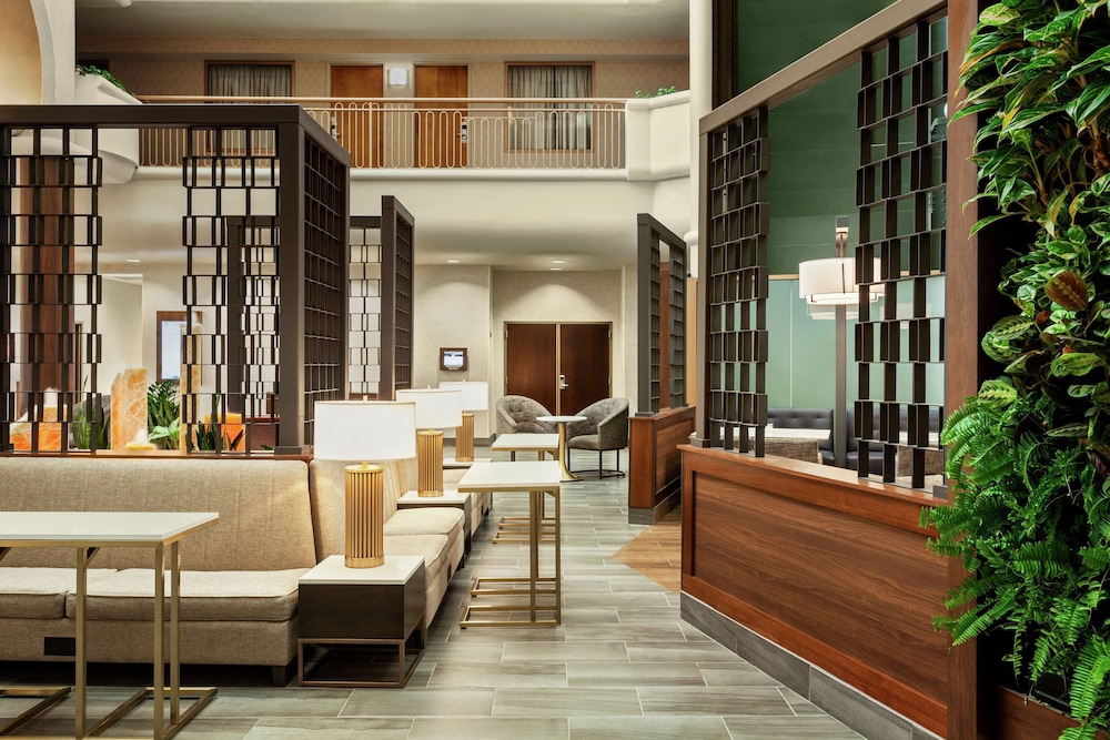 Embassy Suites By Hilton Convention Center Las Vegas 39/74