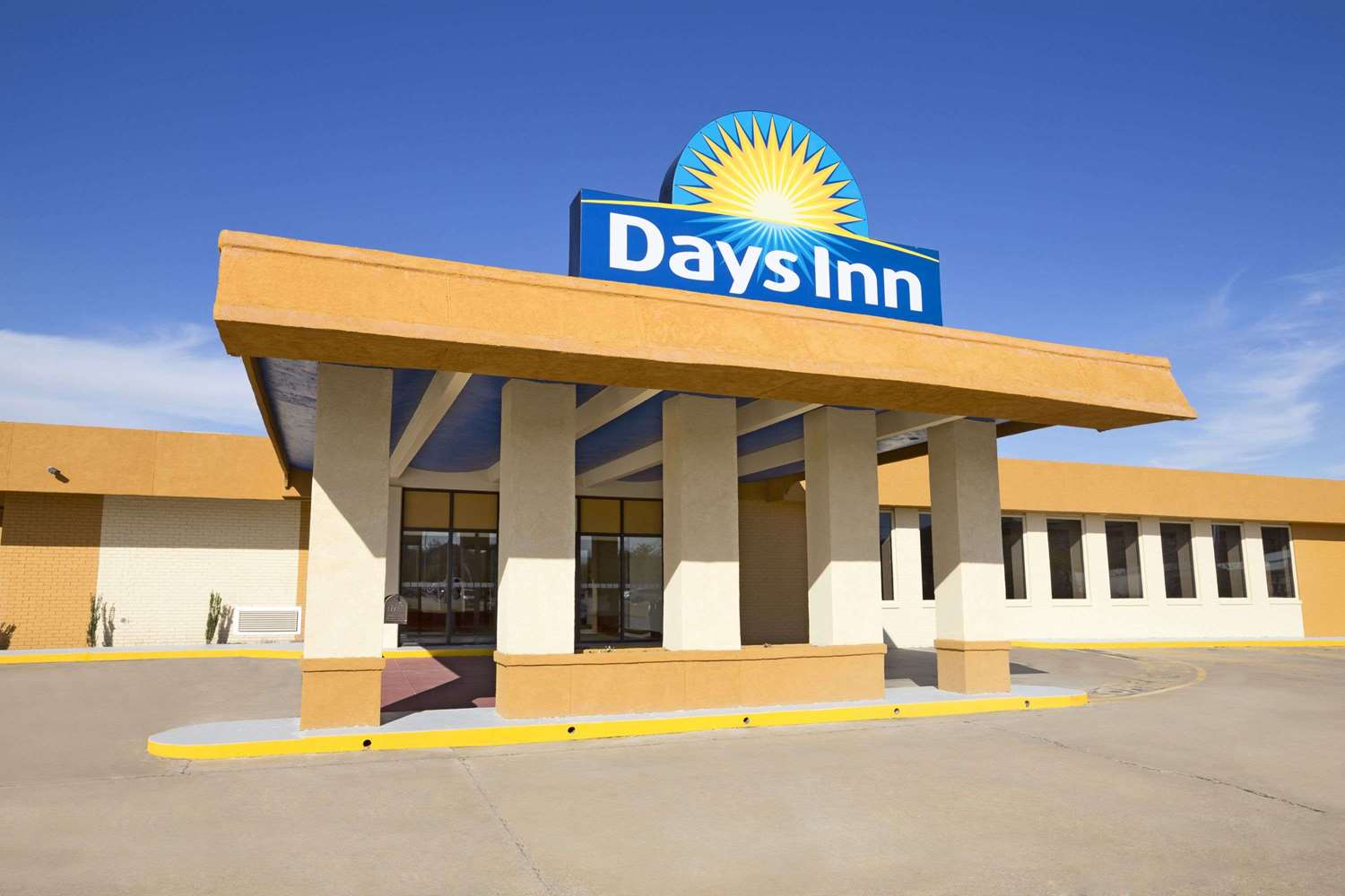 Days Inn by Wyndham Henryetta 2/26