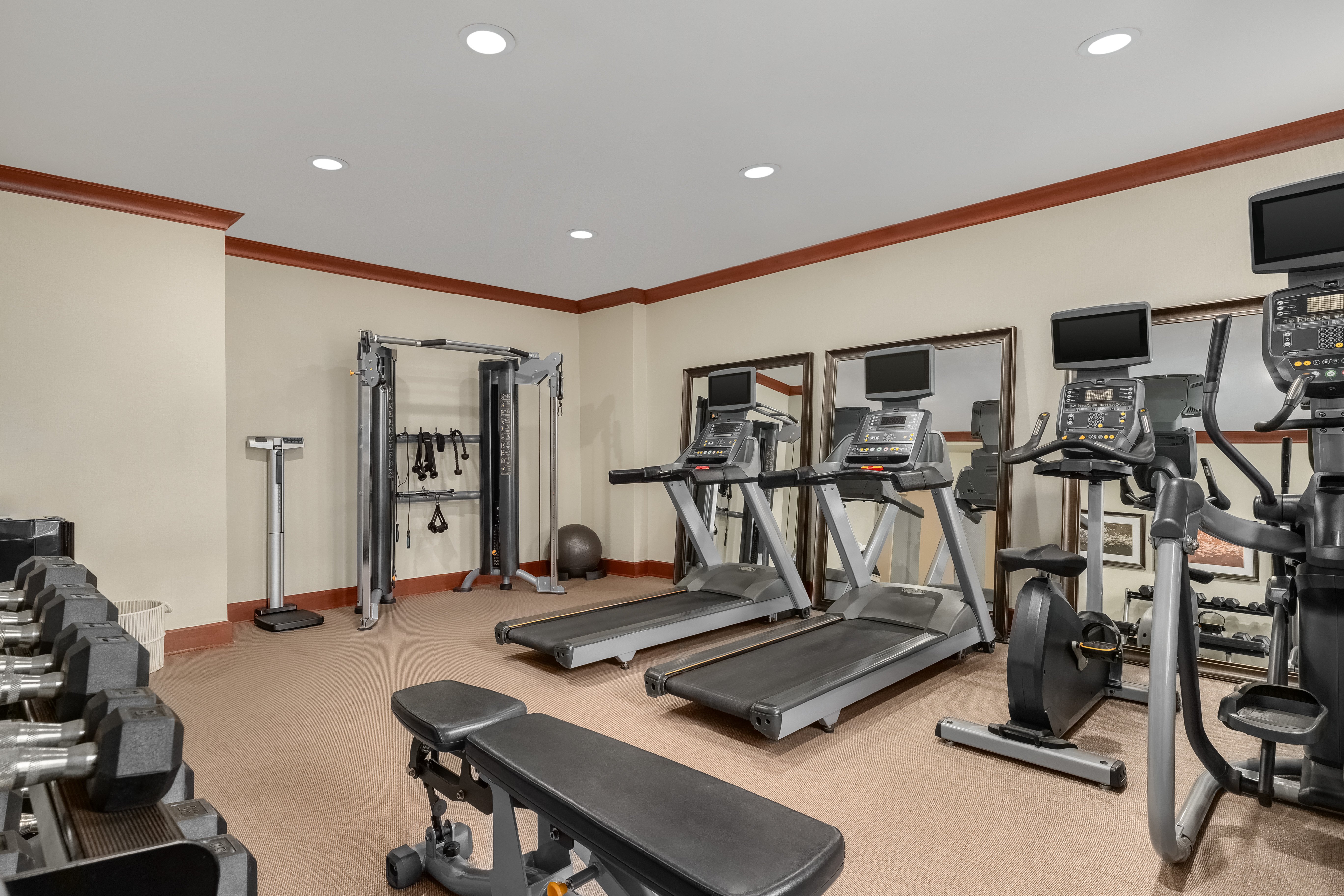 STAYBRIDGE SUITES CHANTILLY - DULLES AIRPORT 35/73