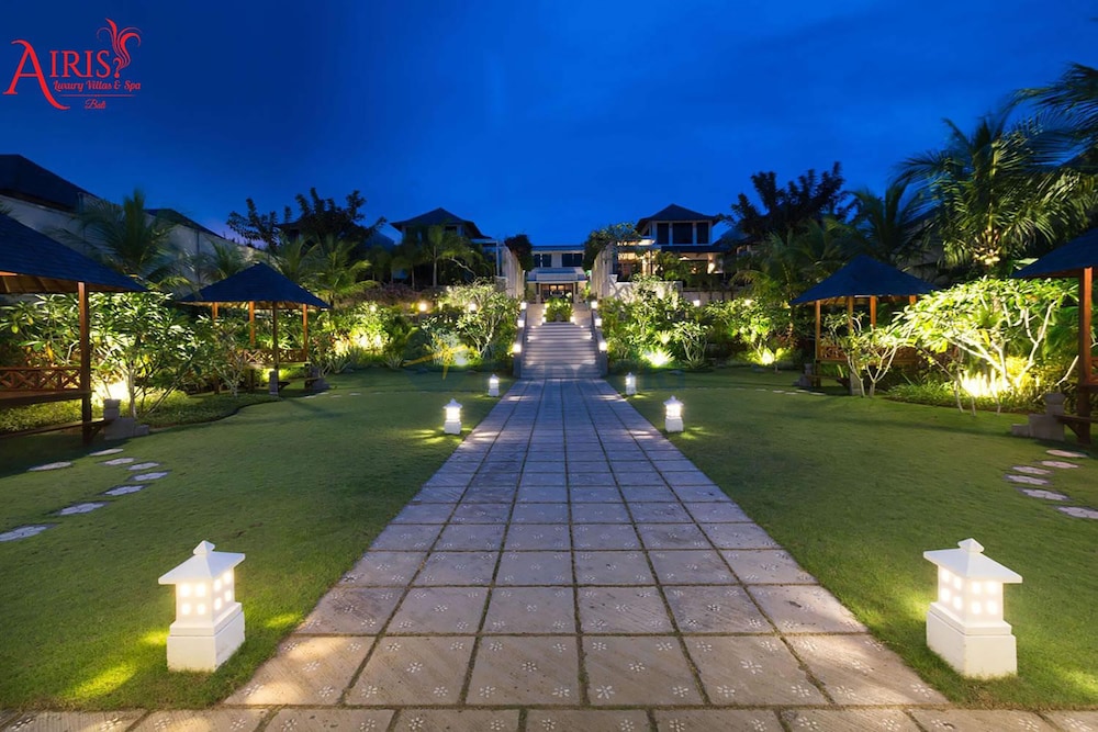 Aisis Luxury Villas And Spa 33/45