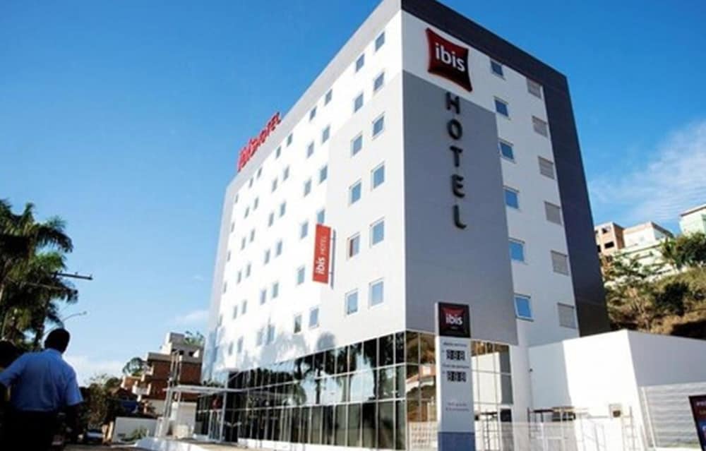 Ajax Hotel 3/23
