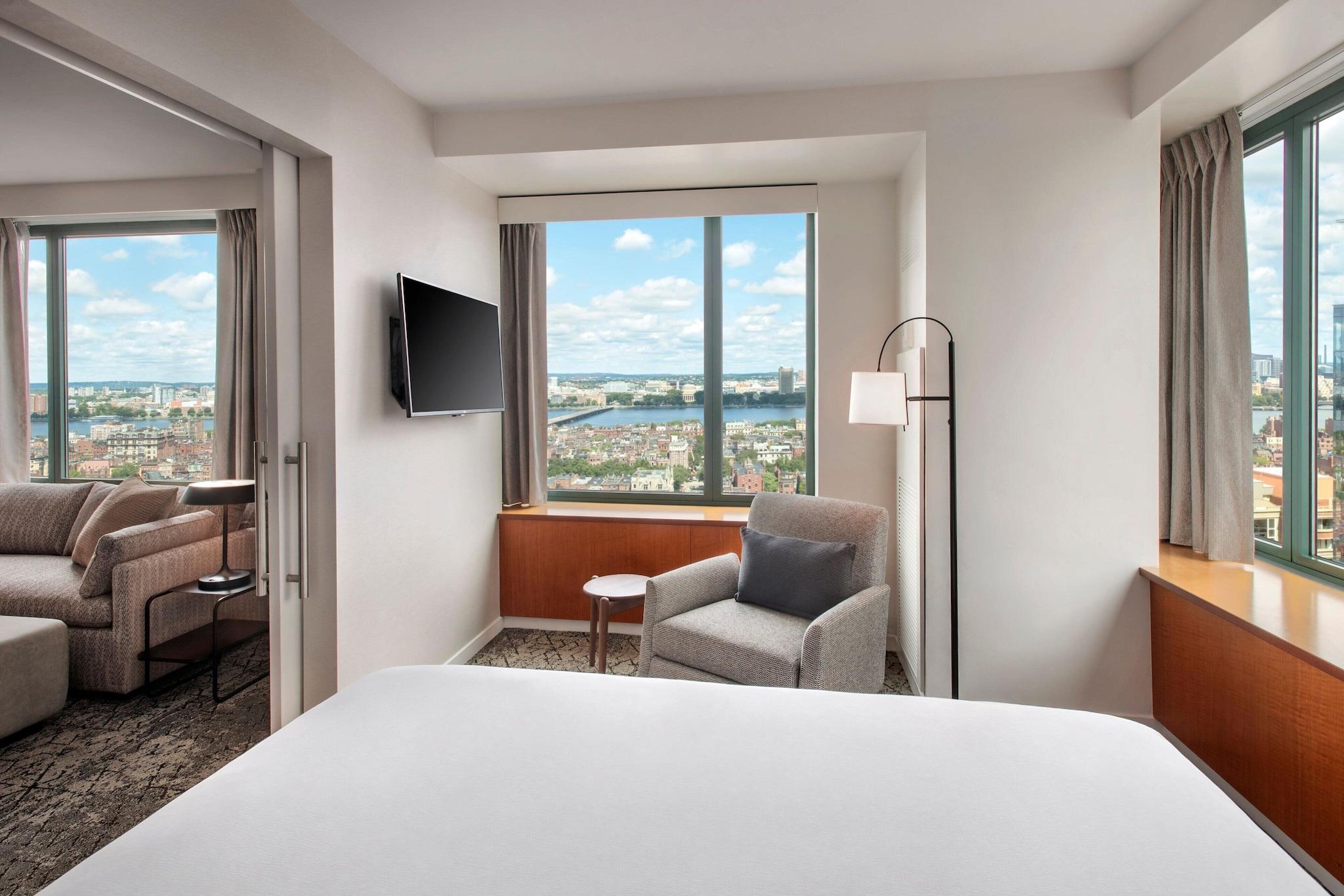 Junior Suite, King Bed