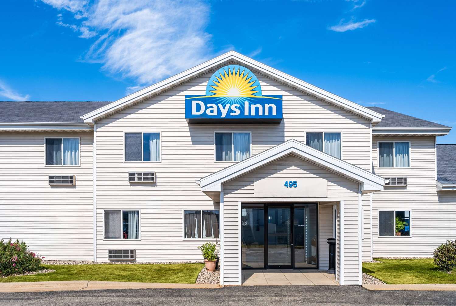 Days Inn by Wyndham Neenah 1/11