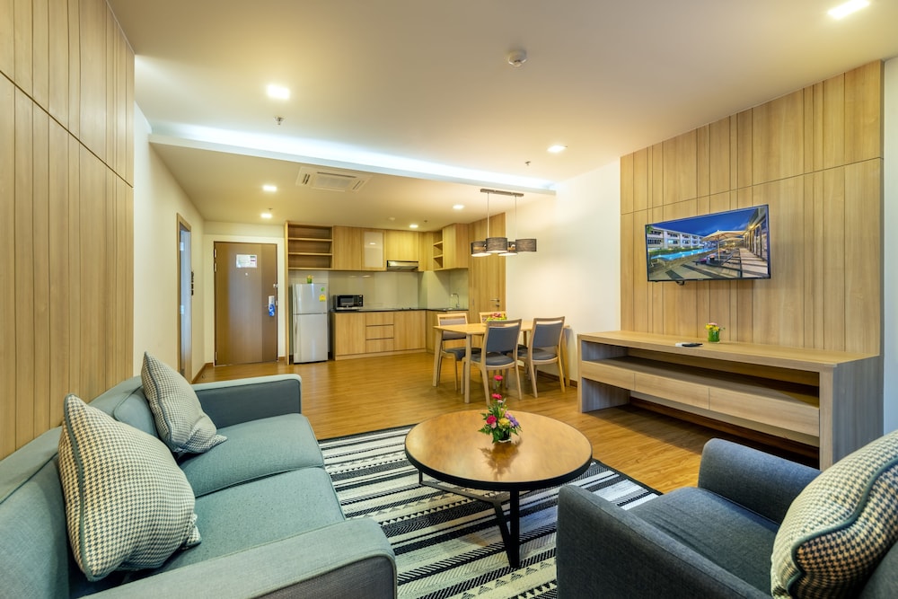 Plaai Prime Hotel (ex D Varee Diva Central Rayong) 45/71