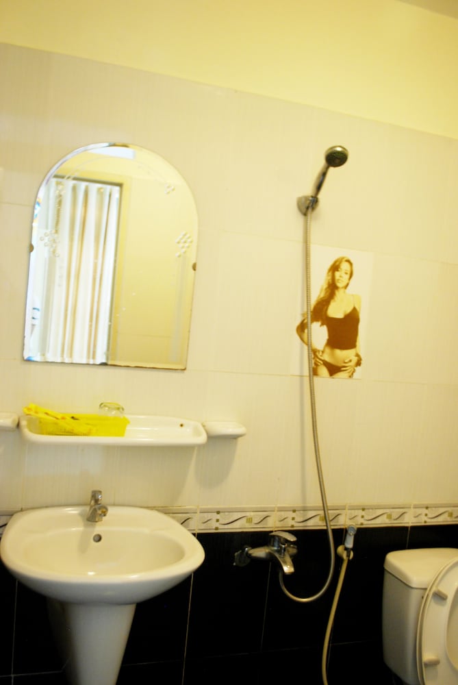 Lan Anh Hotel 28/30