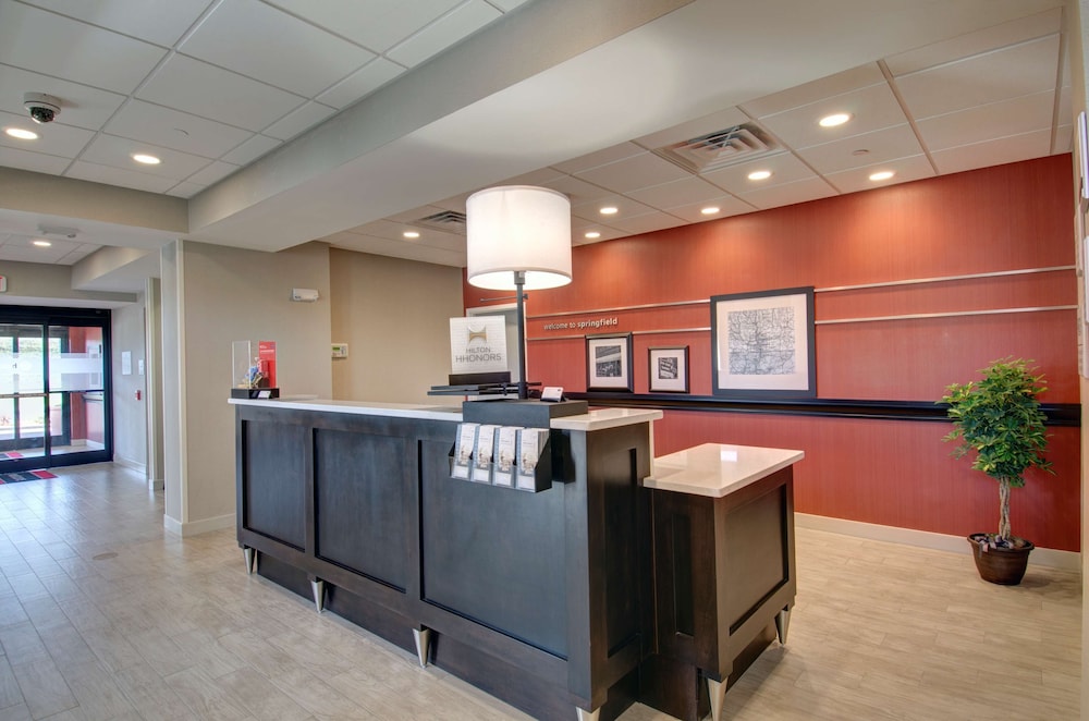 Hampton Inn And Suites Springfield Downtown 7/42