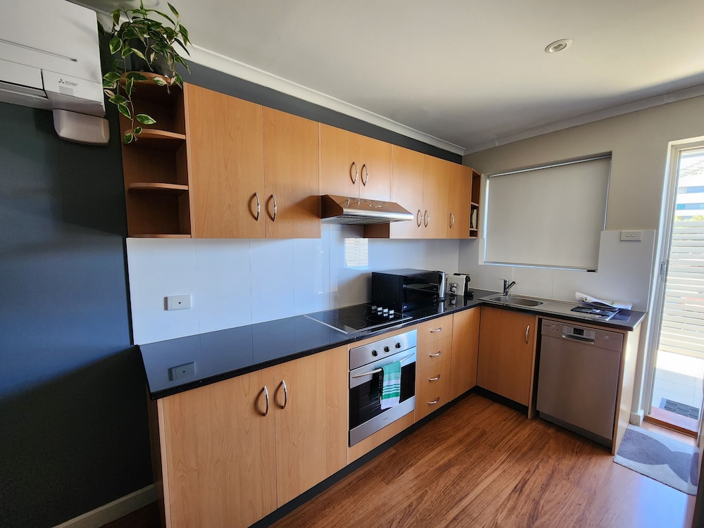 Ethelton Serviced Apartments 4/50