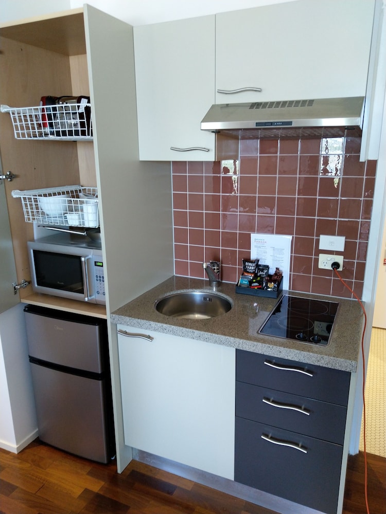 Marsden Suites Nautilus Orewa 54/59