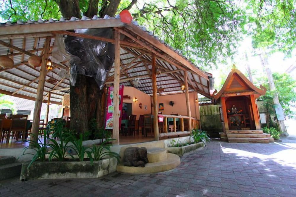 Baan Pron Phateep 5/50